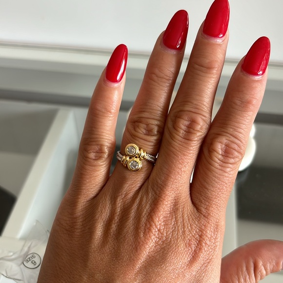 New ring - Picture 2 of 2